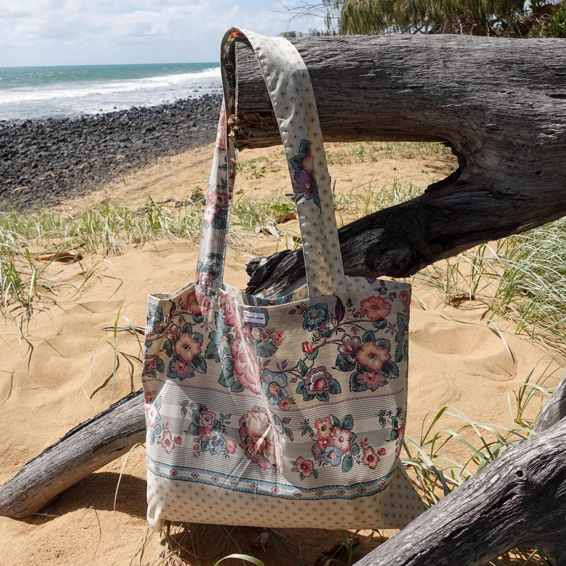 Tan Daphne Tote - Vintage Pastel Hibiscus