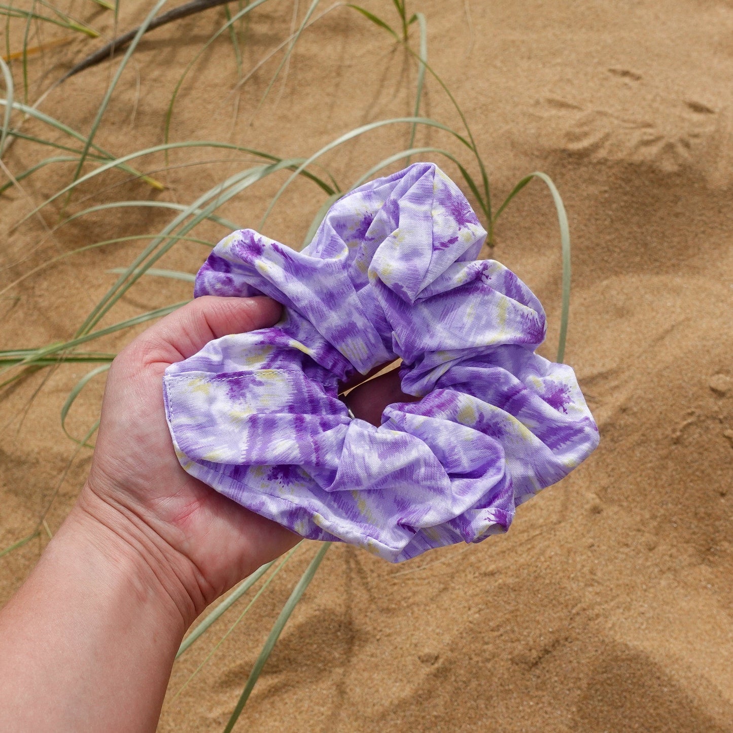 Rosy Brown Bella Scrunchie - Purple Retro Floral