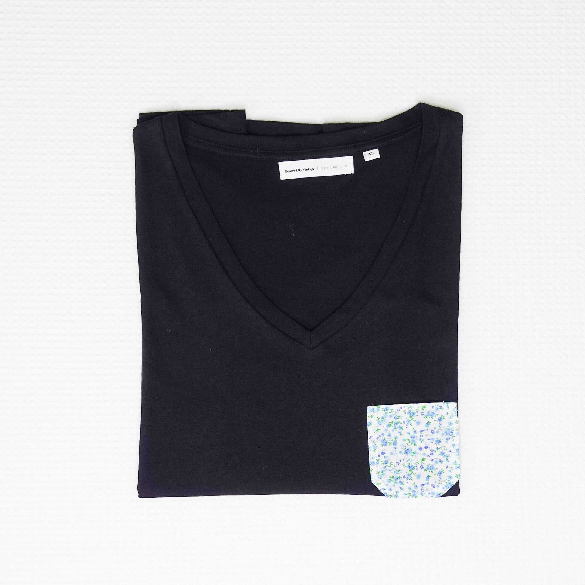 Black Black Organic Cotton V Neck T-Shirt with Vintage Pocket Square - XLarge